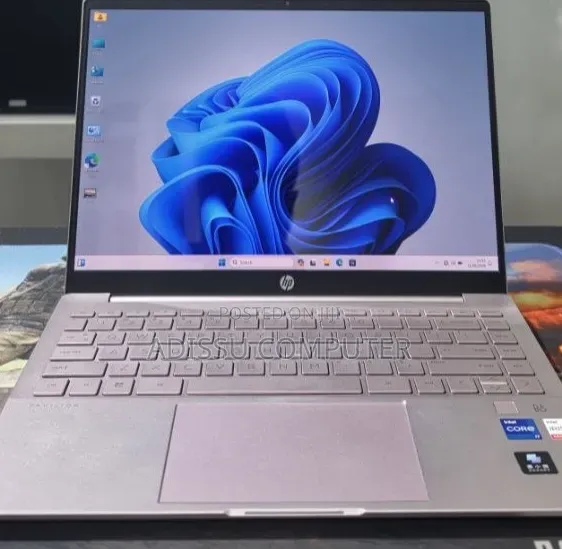 New Laptop HP Pavilion 14 16GB Intel Core i7 SSD 512GB