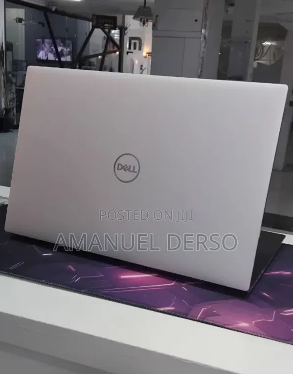 New Laptop Dell XPS 15 16GB Intel Core i7 SSD 512GB