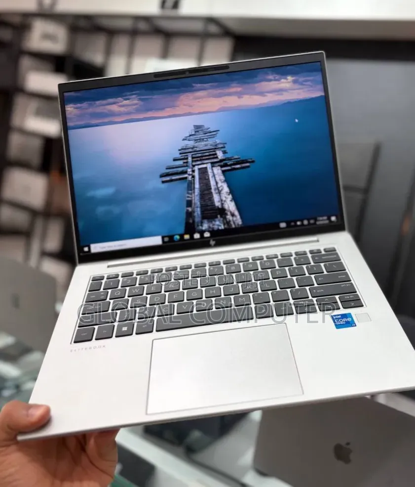 New Laptop HP EliteBook 840 G10 16GB Intel Core i5 SSD 512GB