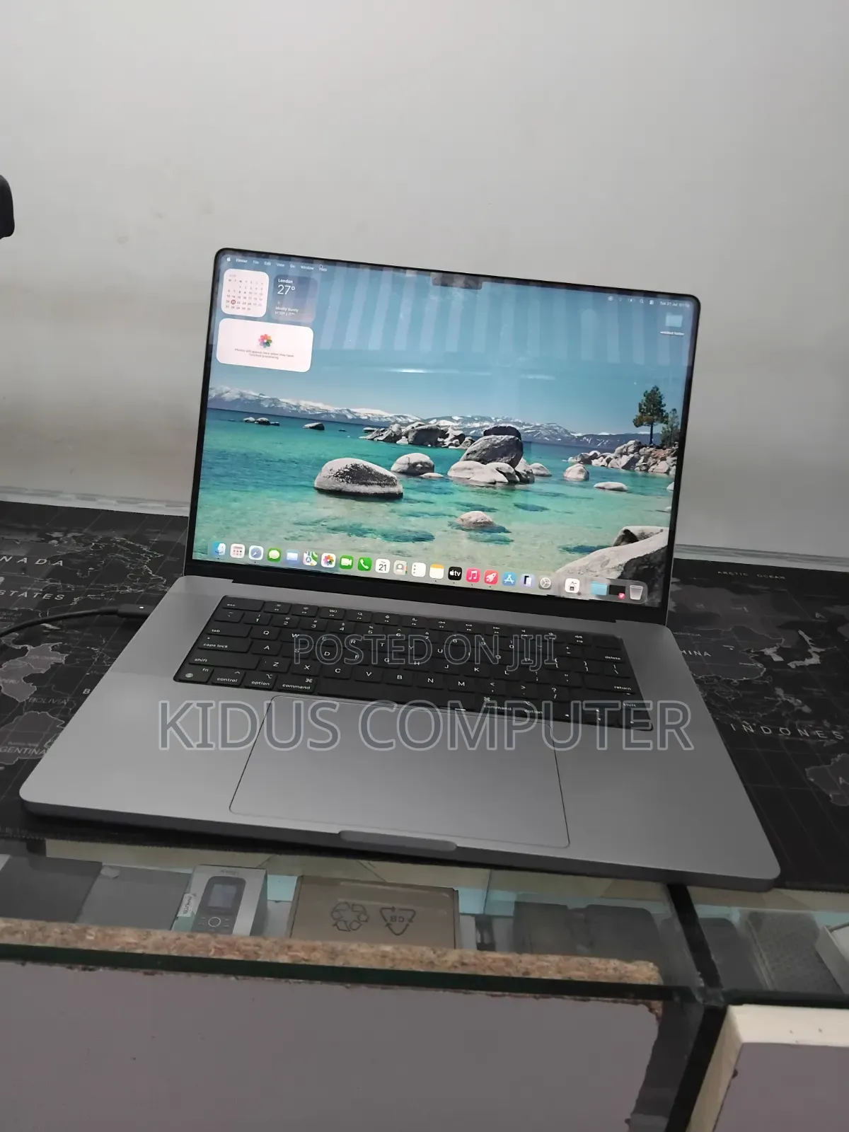 New Laptop Apple MacBook Pro 2021 M1 Max 32GB Apple M1 SSD 1T