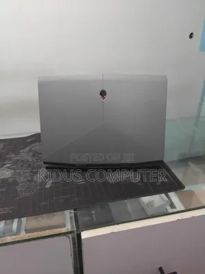 New Laptop Alienware M17x R2 32GB Intel Core i7 SSD 512GB