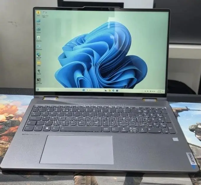 New Laptop Lenovo 16GB AMD Ryzen 7 SSD 512GB