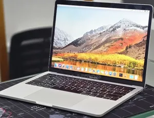 New Laptop Apple MacBook Pro 2019 16GB Intel Core i7 SSD 512GB