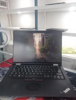 Laptop Lenovo ThinkPad X380 Yoga 8GB Intel Core i5 SSD 512GB