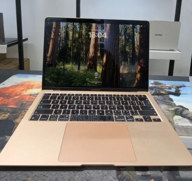 New Laptop Apple MacBook Air 2020 M1 8GB Apple M1 Pro SSD 256GB