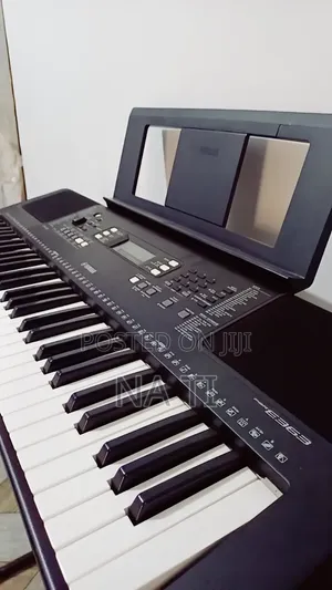 Yamaha E363 PSR