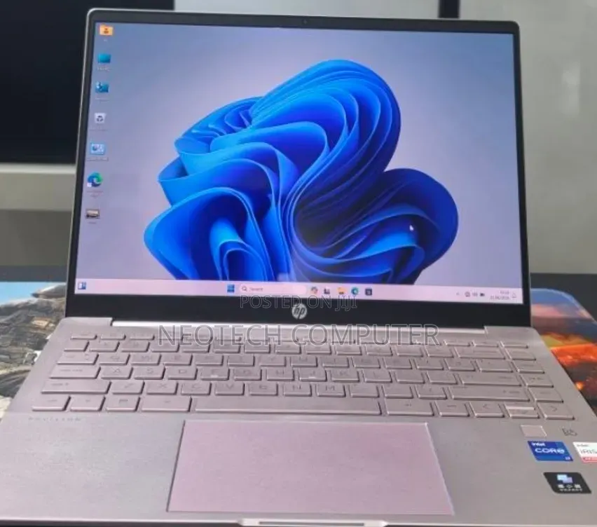 New Laptop HP Pavilion 14 16GB Intel Core i7 SSD 512GB