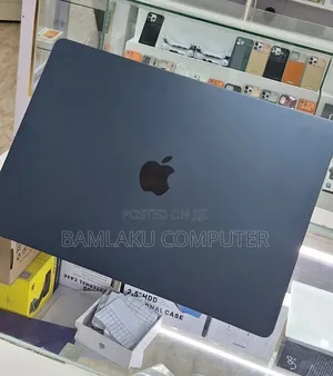 New Laptop Apple MacBook Air 2025 M4 16GB Apple M4 SSD 256GB
