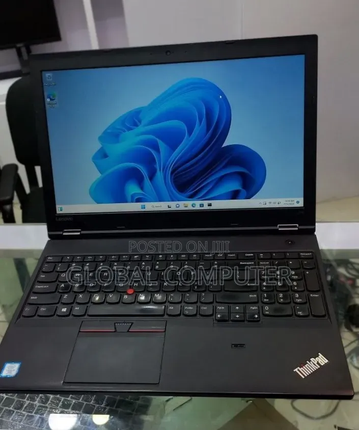 New Laptop Lenovo ThinkPad t495s 16GB AMD Ryzen 5 SSD 512GB