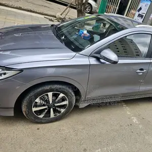 BYD E2 43 kWh 94 hp FWD 2024 Gray