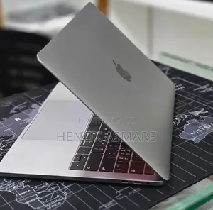 New Laptop Apple MacBook Pro 2019 16GB Intel Core i7 SSD 256GB