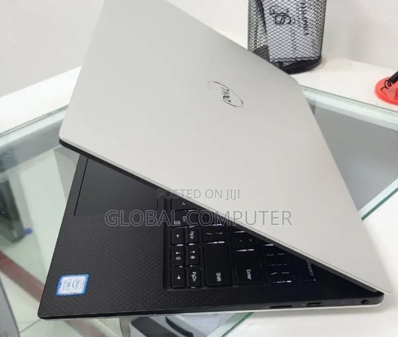New Laptop Dell XPS 13 16GB Intel Core Ultra 7 SSD 512GB
