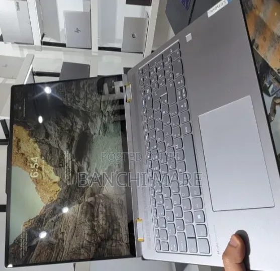 New Laptop Lenovo IdeaPad Yoga 13 16GB AMD Ryzen 7 SSD 512GB