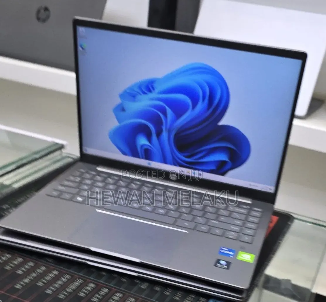 New Laptop HP Pavilion 14 16GB Intel Core i5 SSD 512GB