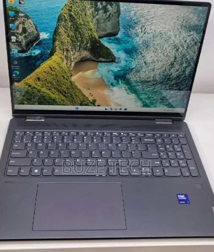New Laptop Lenovo Yoga 7i 16GB Intel Core Ultra 7 SSD 512GB