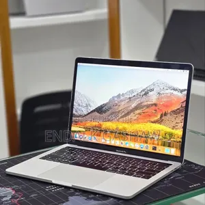 New Laptop Apple MacBook Pro 2019 16GB Intel Core i7 SSD 512GB