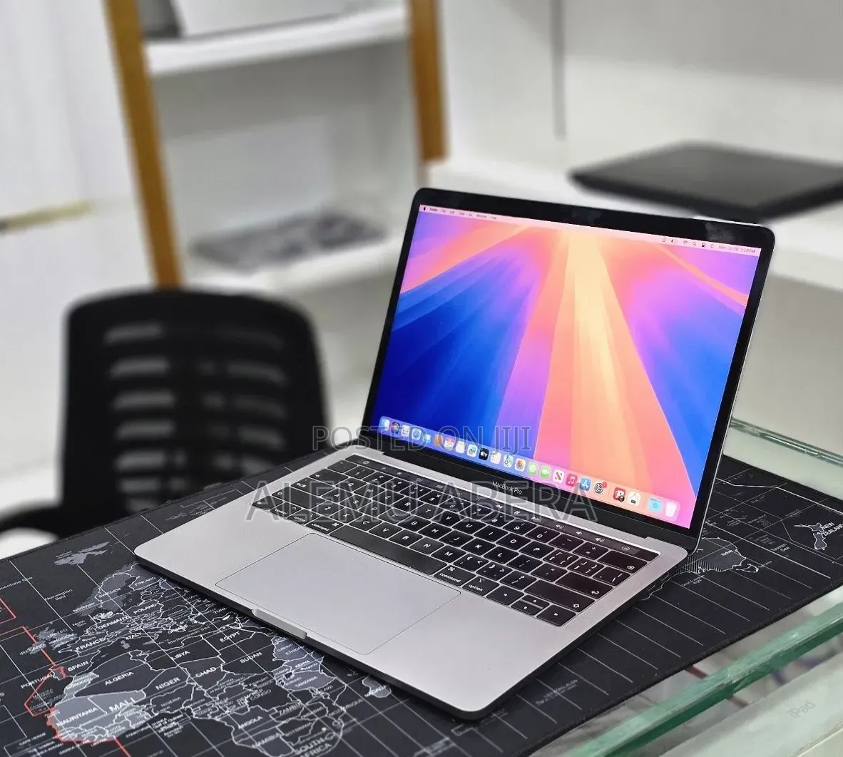 New Laptop Apple MacBook Pro 2019 16GB Intel Core i7 SSD 256GB