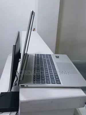New Laptop HP 16GB Intel Core i7 SSD 1T