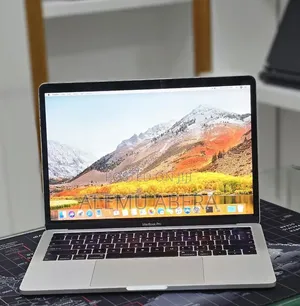 New Laptop Apple MacBook Pro 2019 16GB Intel Core i7 SSD 512GB