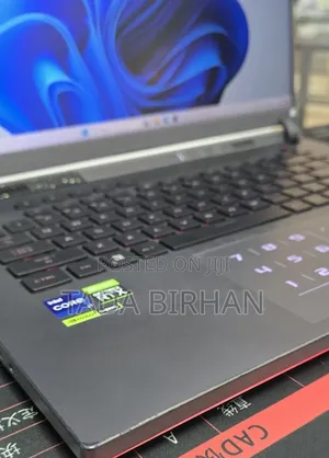 New Laptop Asus ROG Strix G15 16GB Intel Core i9 SSD 1T