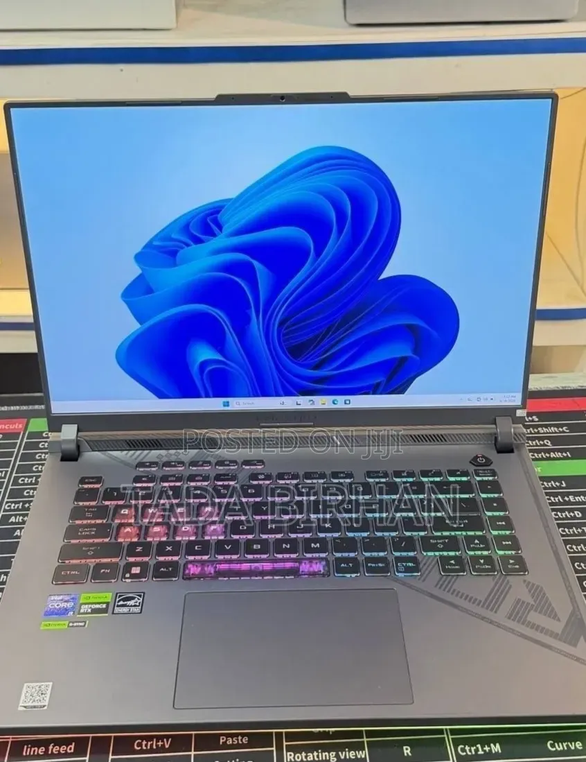 New Laptop Asus ROG Strix G15 16GB Intel Core i9 SSD 1T