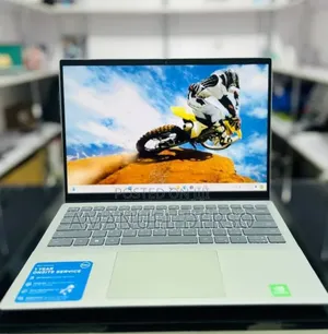 New Laptop Dell Inspiron 15 16GB Intel Core i5 SSD 512GB
