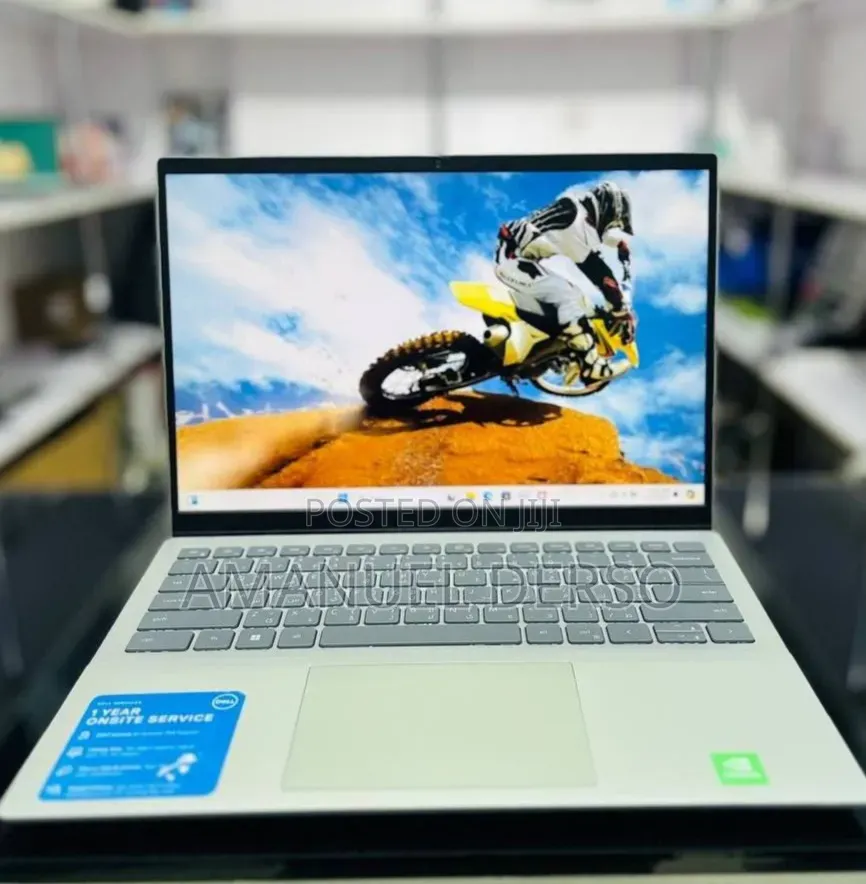 New Laptop Dell Inspiron 15 16GB Intel Core i5 SSD 512GB