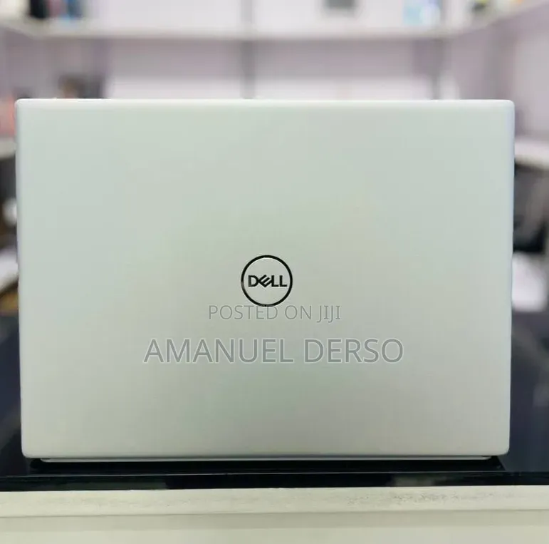 New Laptop Dell Inspiron 15 16GB Intel Core i5 SSD 512GB