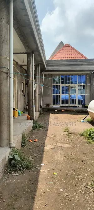 Furnished 9bdrm Villa in Dukem Addis Sefar, East Shewa for sale