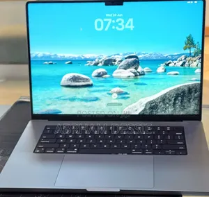 New Laptop Apple MacBook Pro 2021 M1 32GB Apple M1 SSD 512GB