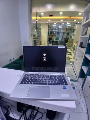 New Laptop HP EliteBook 840 16GB Intel Core i5 SSD 512GB