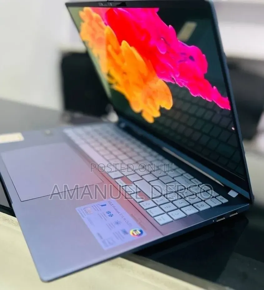 New Laptop Asus VivoBook 15 X505BA 16GB Intel Core Ultra 7 SSD 512GB