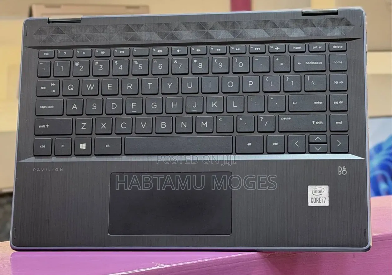 Laptop HP Pavilion x360 8GB Intel Core i7 SSD 512GB