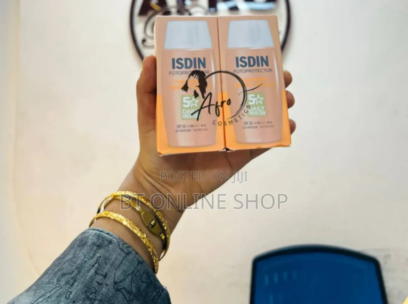 ISDIN Fusion Water Color SPF 50 (Medium)