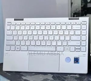 New Laptop HP Envy x360 8GB Intel Core i7 SSD 512GB