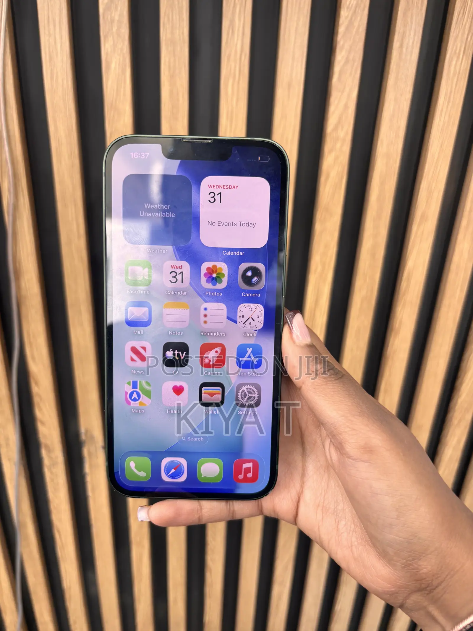 Apple iPhone 13 128 GB Green