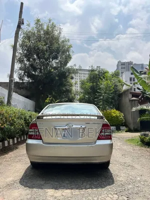 Toyota Corolla 2003 Gold