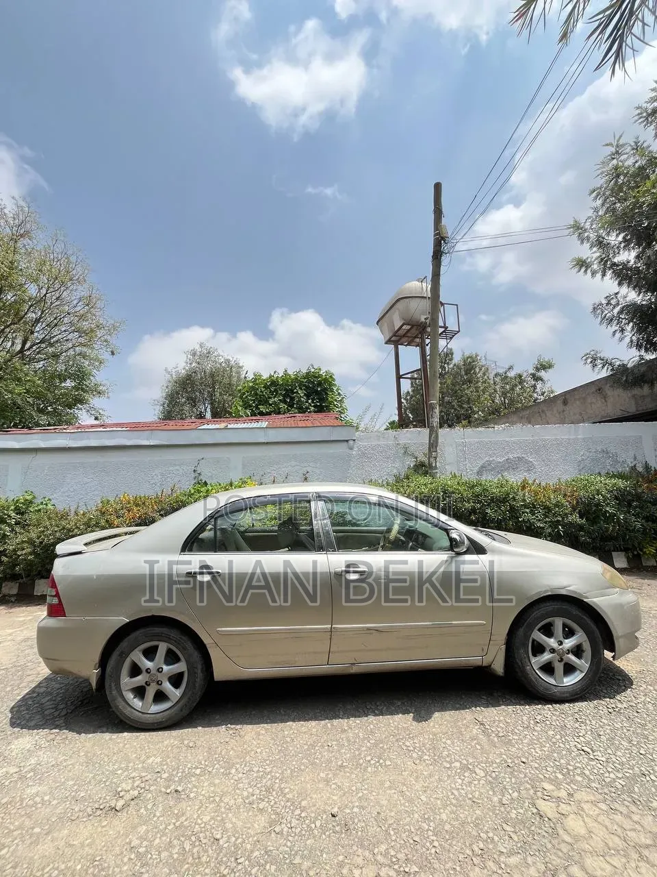 Toyota Corolla 2003 Gold