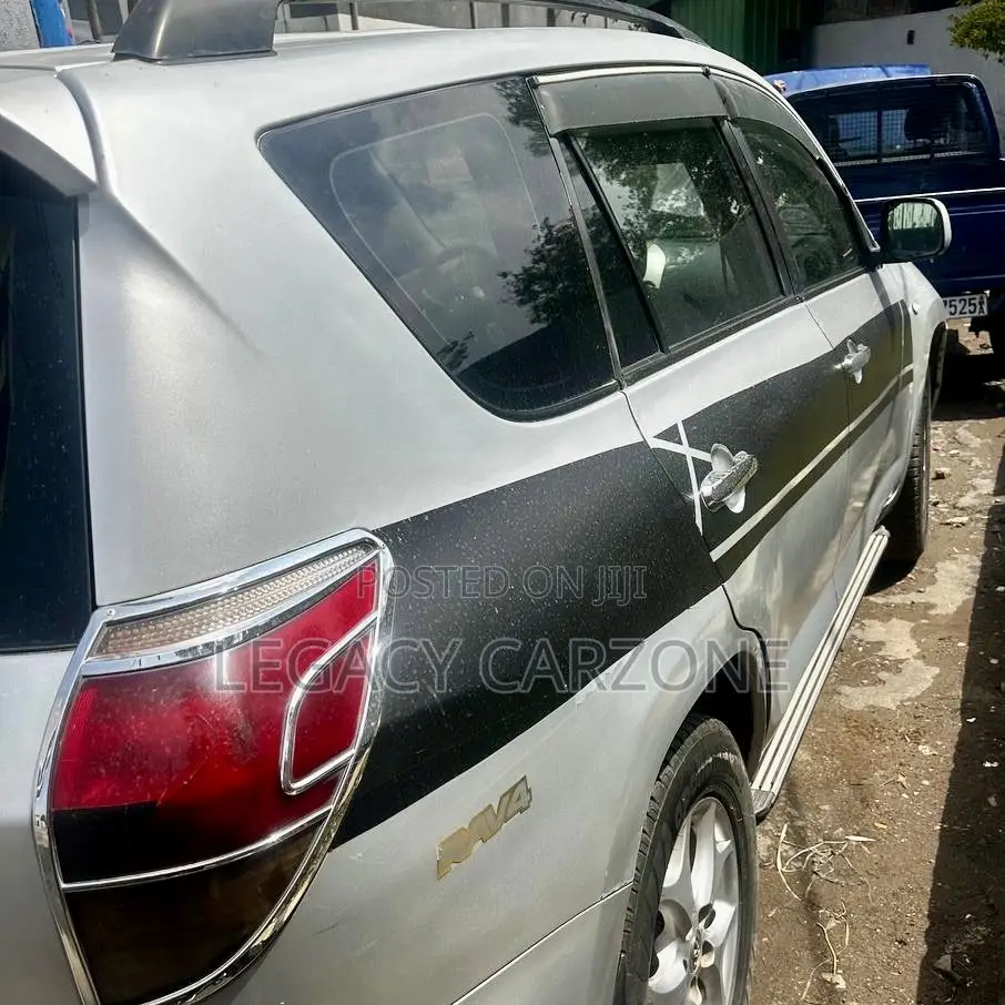 Toyota RAV4 2007 White