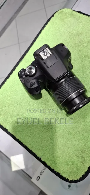 Canon 2000D