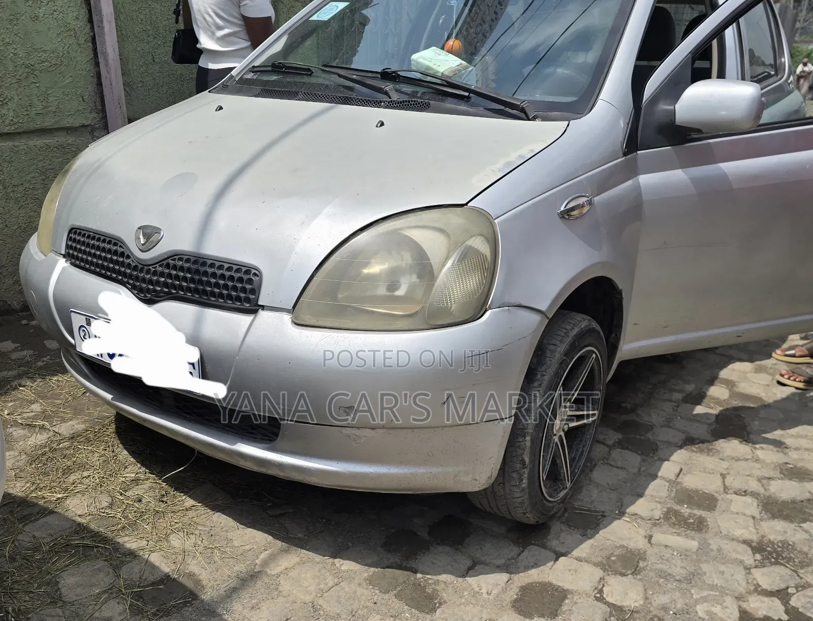 Toyota Vitz 2001 Blue