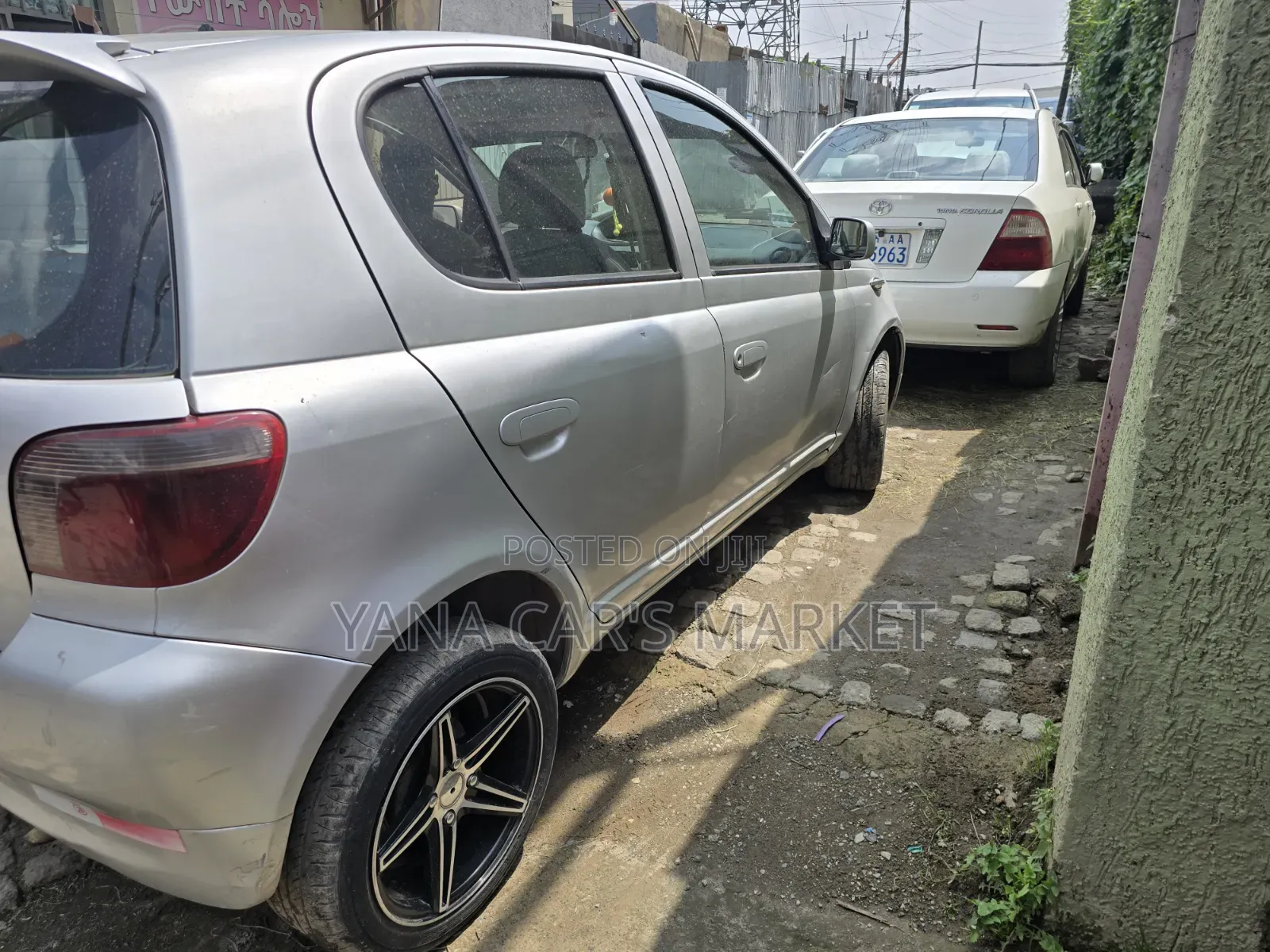 Toyota Vitz 2001 Blue