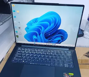 New Laptop Lenovo 16GB AMD Ryzen 7 SSD 512GB