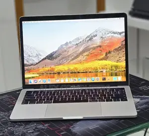 New Laptop Apple MacBook Pro 2019 16GB Intel Core i7 SSD 512GB