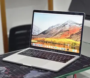 New Laptop Apple MacBook Pro 2019 16GB Intel Core i7 SSD 512GB