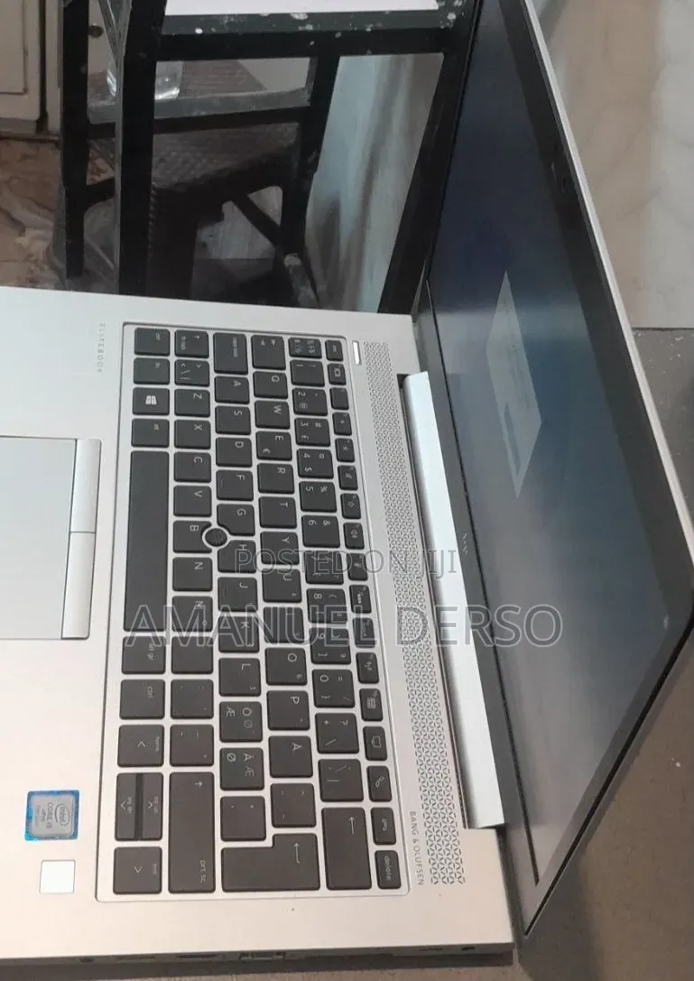 New Laptop HP EliteBook 830 8GB Intel Core i5 SSD 256GB