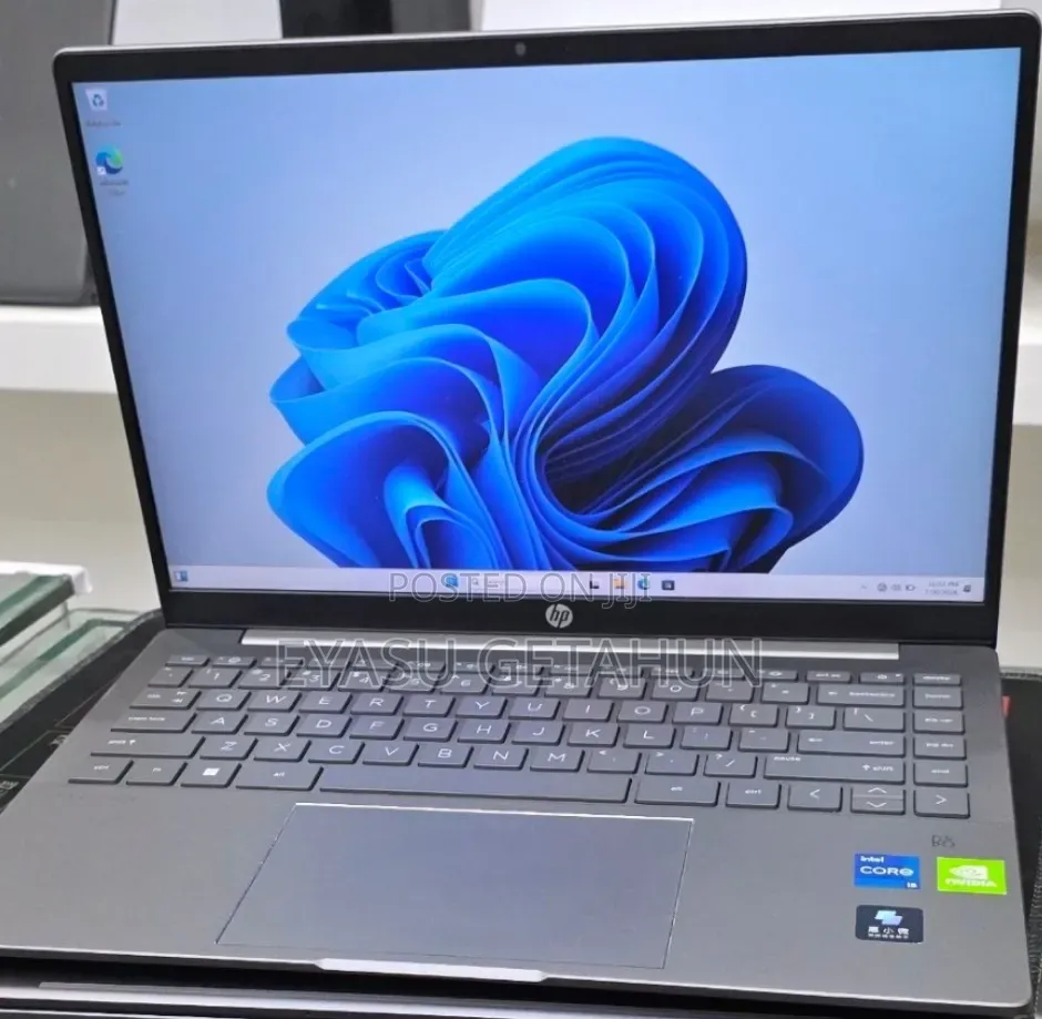 New Laptop HP 550 16GB Intel Core i5 SSD 512GB