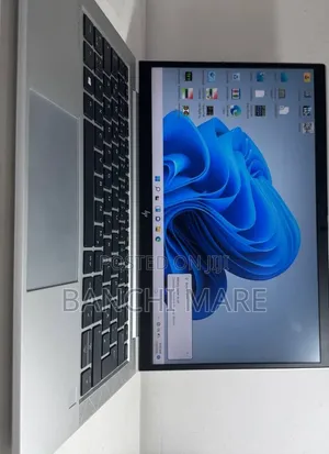 New Laptop HP EliteBook 830 G7 16GB AMD Ryzen 5 SSD 512GB
