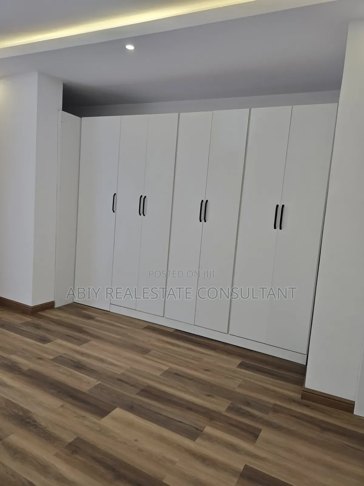 3bdrm Apartment in Kirkos for sale