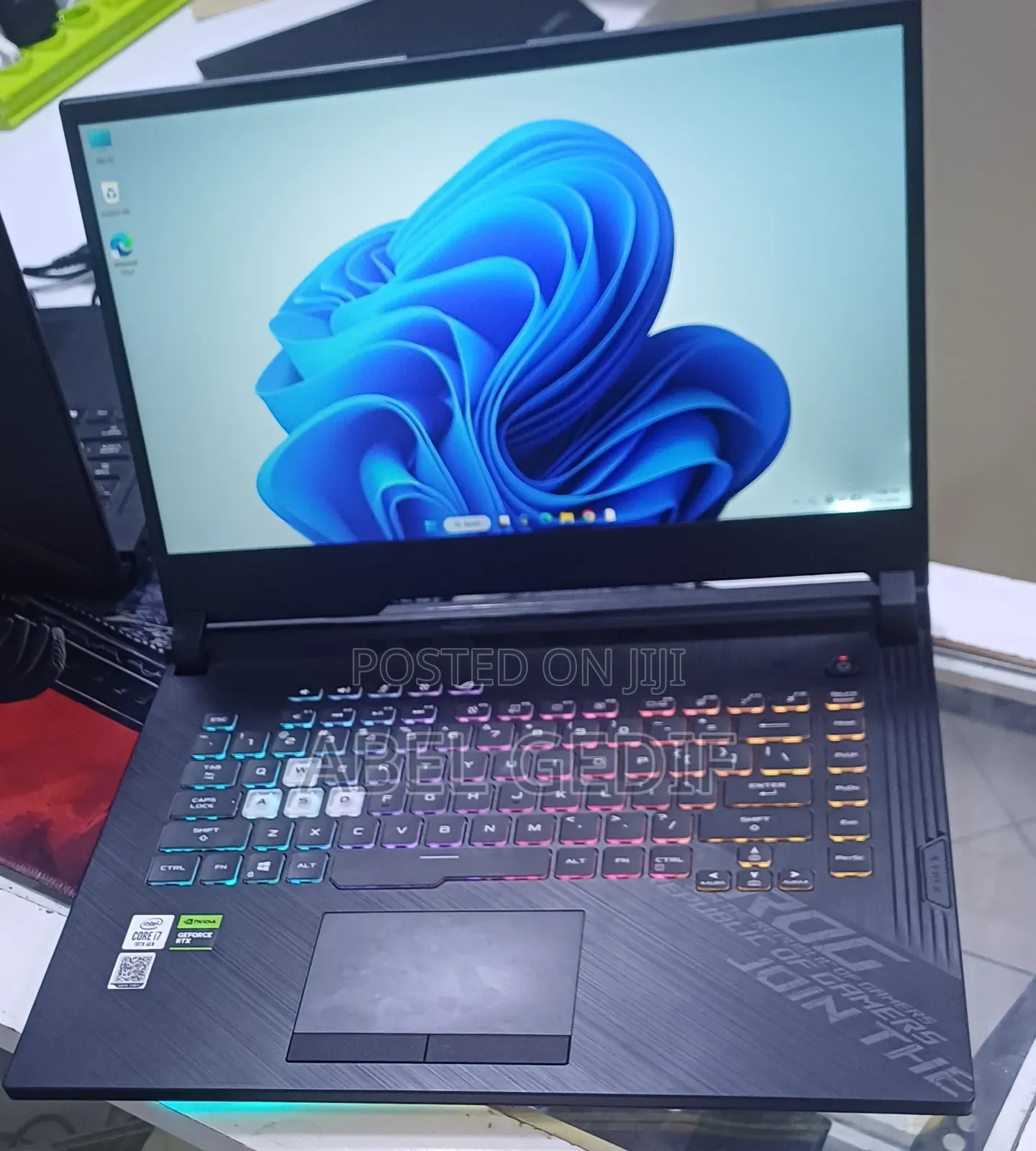 New Laptop Asus ROG Strix G15 G512 16GB Intel Core i7 SSD 512GB
